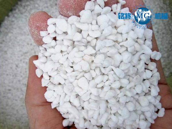 ?；⒅楹驼渲閹r的主要區(qū)別