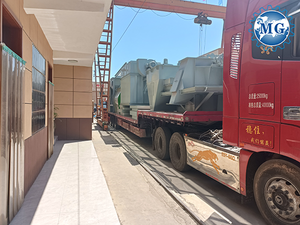 西安干粉砂漿設(shè)備裝車(chē)現(xiàn)場(chǎng)！